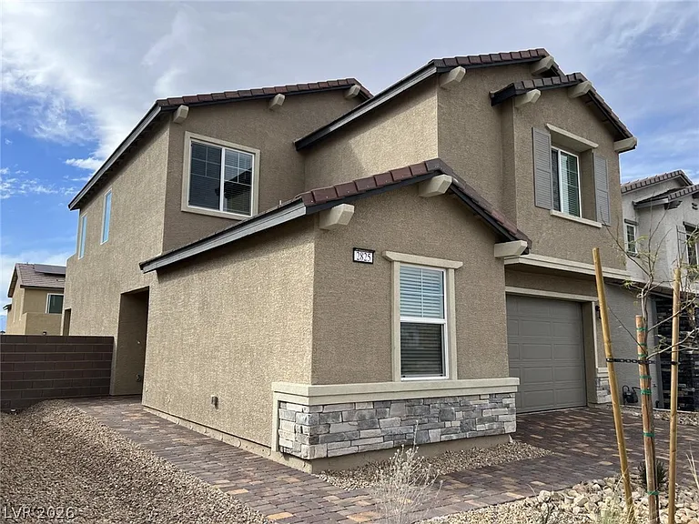 2825 Overlook Brook St — Photo 2