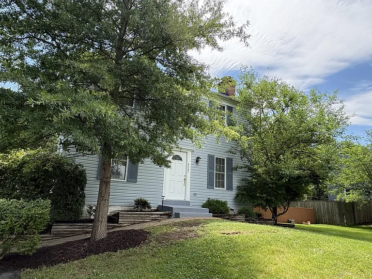4305 Pleasant Valley Rd — Photo 2