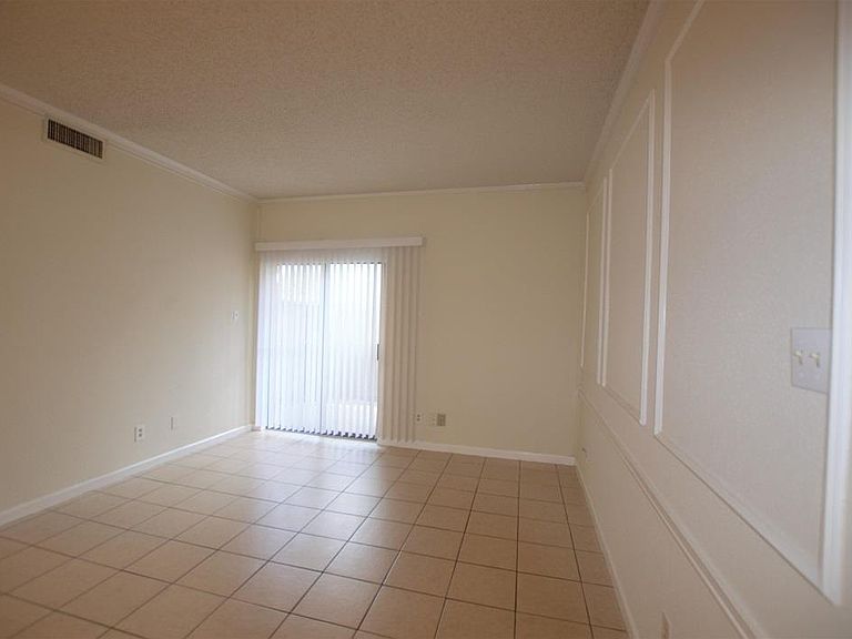 Idlewood Condominiums Houston, TX Zillow