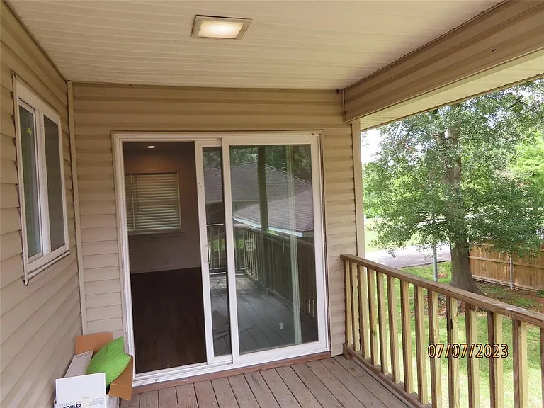 403 Highridge St — Photo 12