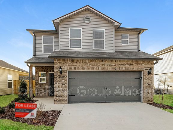 2nd image of 4604 Smithfield Ln