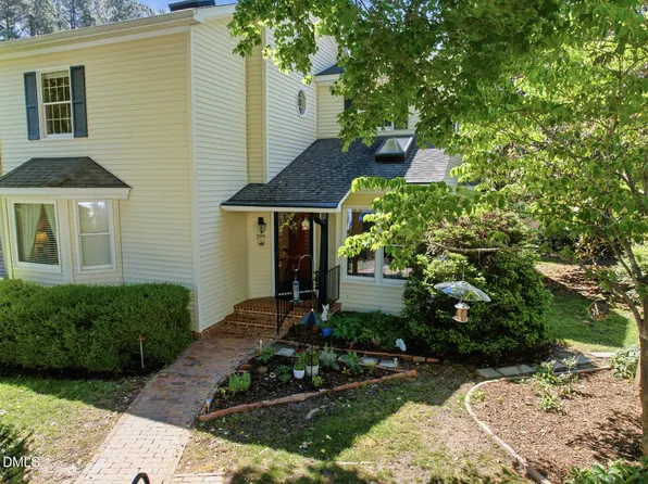396 Lyndfield Close, Pittsboro, NC 27312