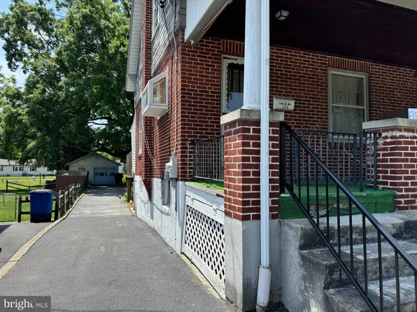 208 Midland Ave, Reading, PA 19606