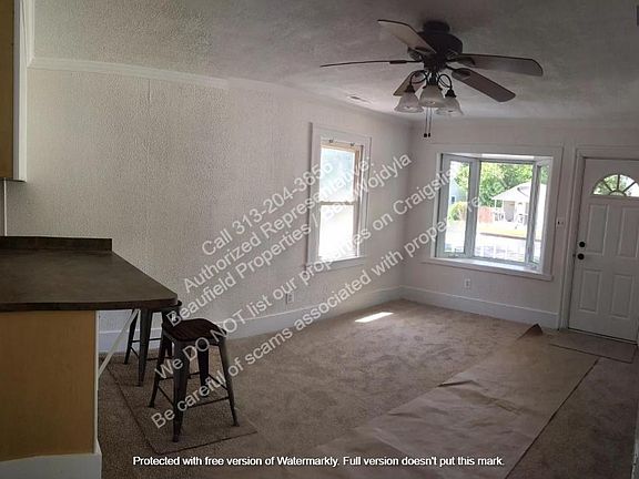 3rd image of 23424 Hazelwood Ave