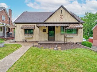 121 Bernard Dr, White Oak, PA
