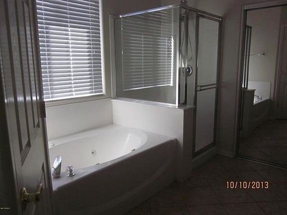 3rd image of 14796 W Amelia Ave