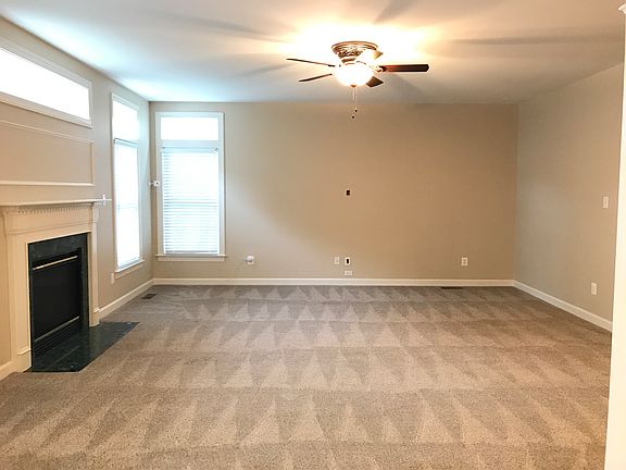 3rd image of 1003 Hotchkiss Ct
