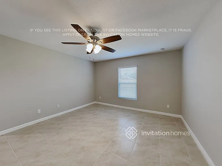 607 SW Sail Ter — Photo 11