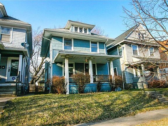 2nd image of 446 Melville St