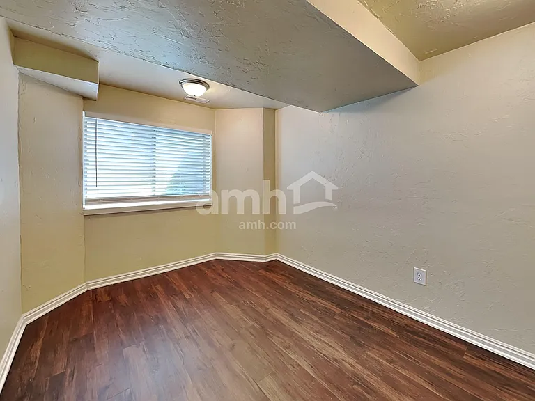 1188 W 1420 N — Photo 17