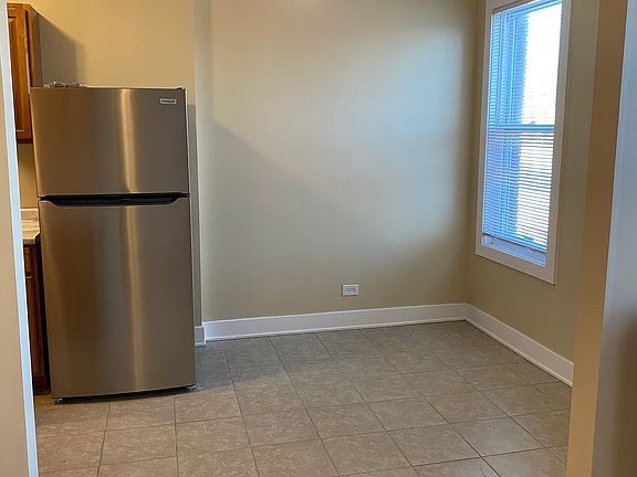 2nd image of 7506 S Vernon Ave #2