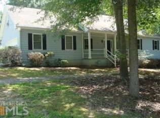 2515 Tucker Dr, Loganville, GA 30052
