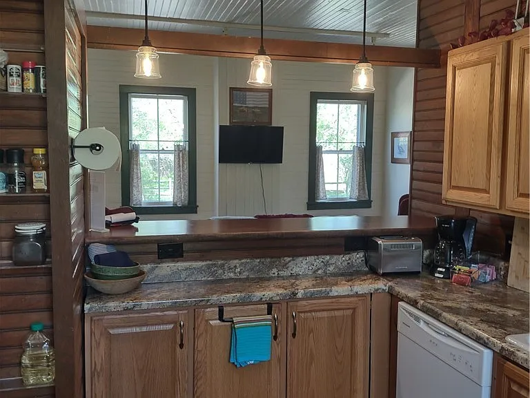 6016 Parker Ct — Photo 3