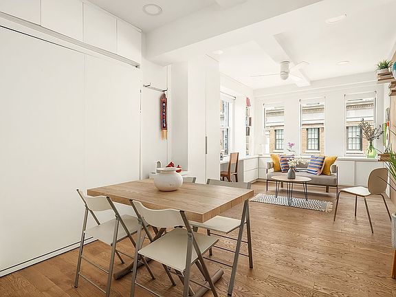 3rd image of 126 W 73rd St APT 5C