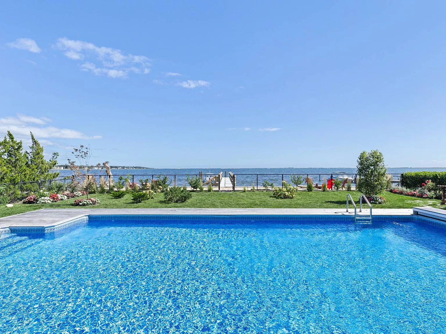 Renovated Waterfront Home with Pool, Boat, Beach Amenities — Photo 3