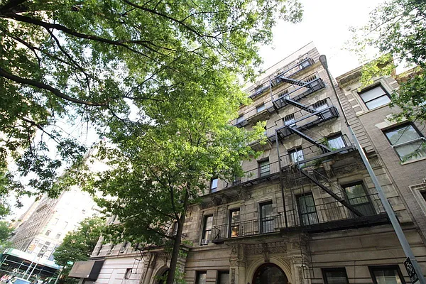 Rented by Luxor Homes & Investment Realty | media 26