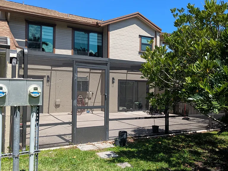 22425 Thousand Pines Ln — Photo 4