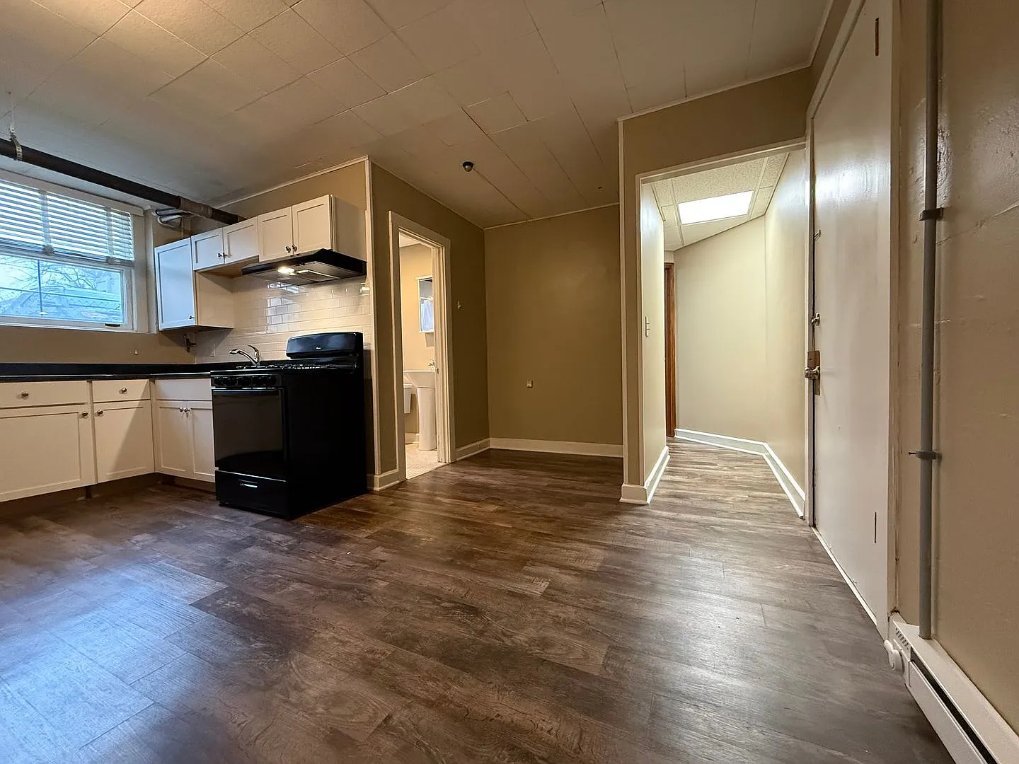 2040 Grand Ave — Photo 3