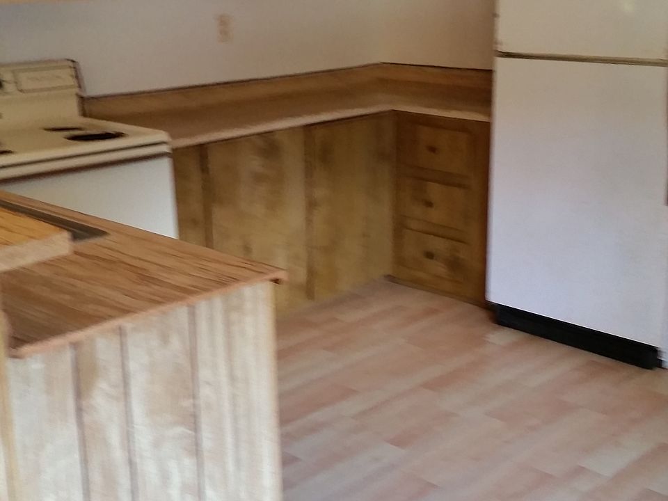 1st image of 217 Santa Cruz St E