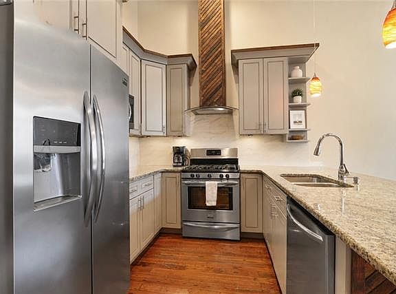 5th image of 1552 N Derbigny St