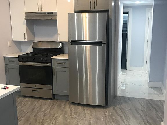 4th image of 235 Liberty Ave APT 1