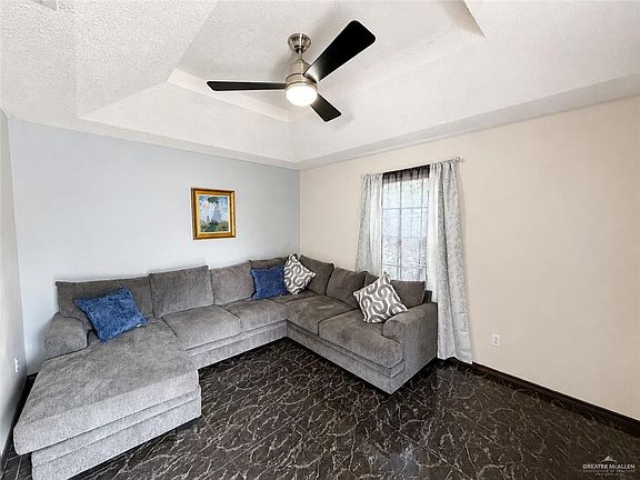 3rd image of 2724 Vanessa Ave
