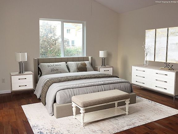 Master Suite
Virtually stage