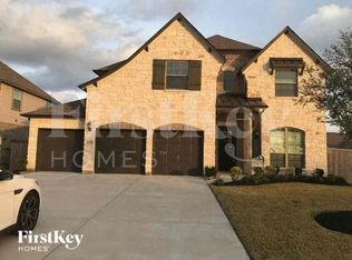 10111 Whitney Reach Dr, Rosharon, TX 77583