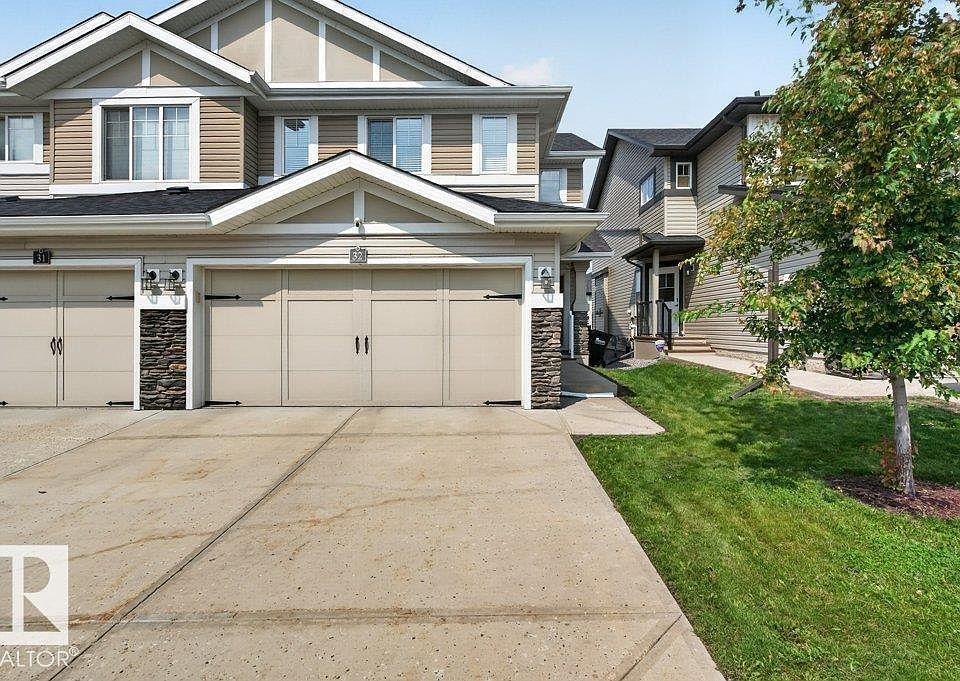 1st image of 21 Augustine Cres Unit 32