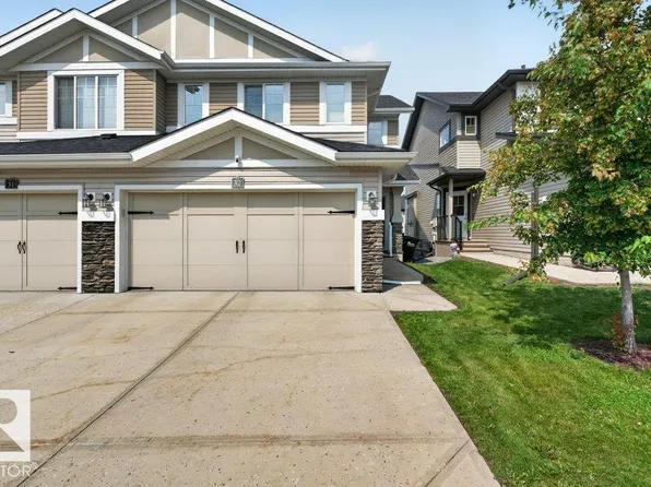 21 Augustine Cres Unit 32, Strathcona County, AB T8H 0X3