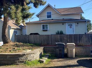 1701 Park Ter NW, Albany, OR 97321