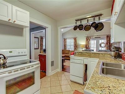 5th image of 2728 Sharondale Ct