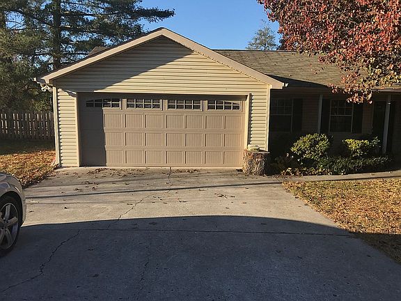 4th image of 7675 Trey Oaks Ln