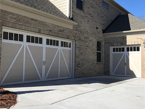 4th image of 15964 Reynolds Dr #515