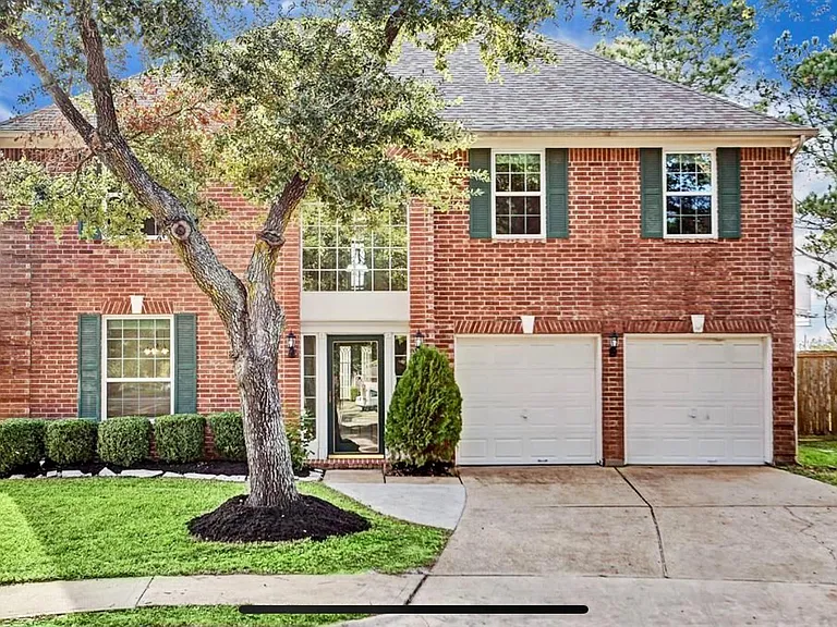 23247 Diamond Knoll Ct — Photo 1