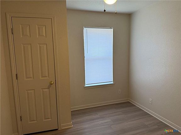 5th image of 5106 Daybreak Dr