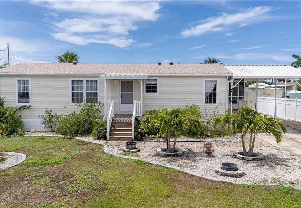 701 Coral Dr