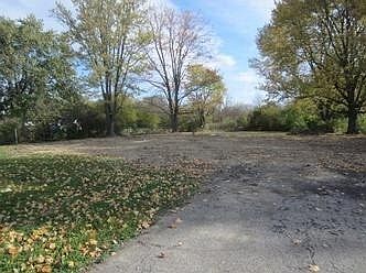 1st image of 1805 S Geneva Ave