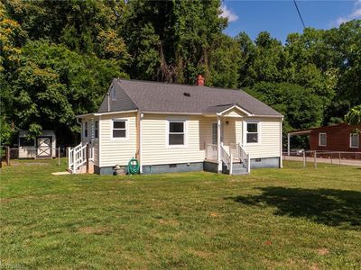 415 N 1st St, Mebane, NC, 27302