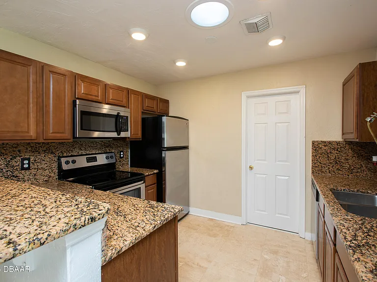 131 Minerva Rd — Photo 16