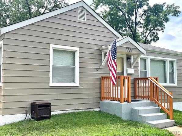 1224 Kilgore Dr, Saint Louis, MO 63137
