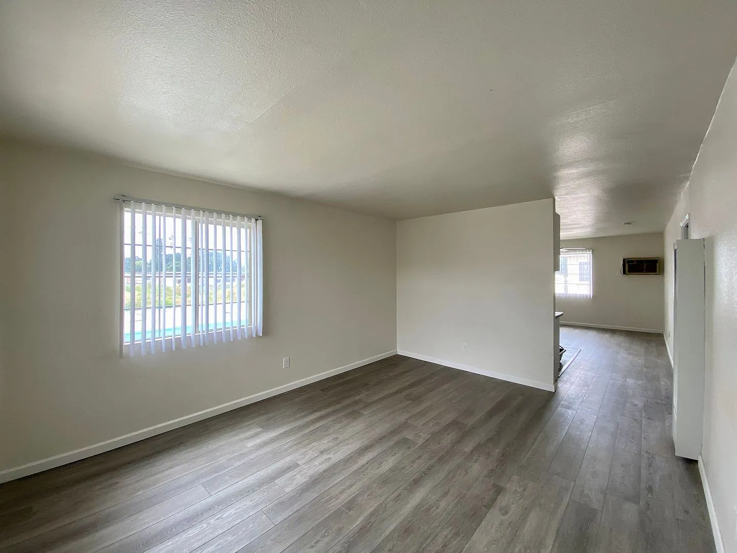 Dhillon Pomona Rentals — Photo 4