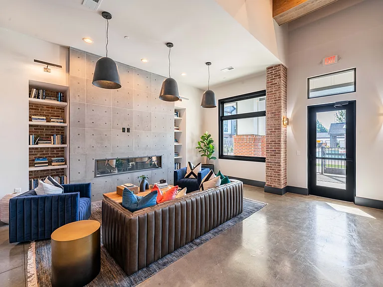 Evolve Huntersville — Photo 12