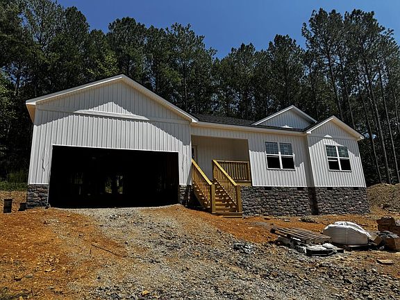 4th image of 3352 Crow Rd