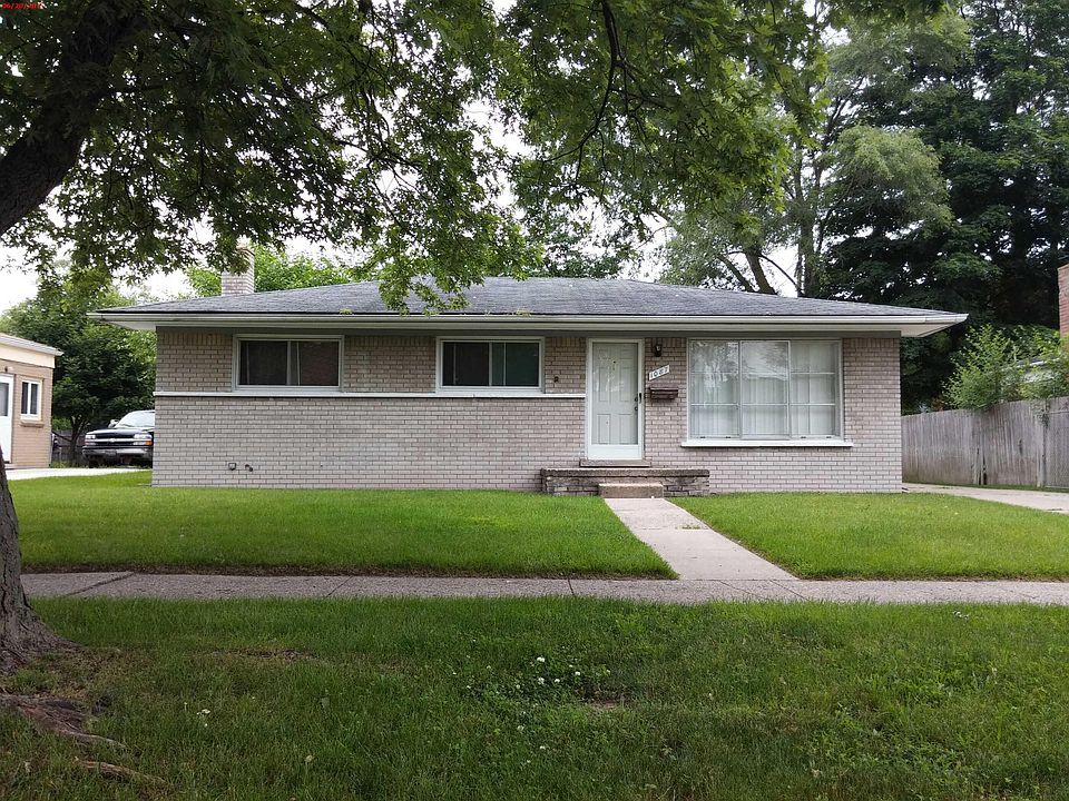 1st image of 1087 Lori St