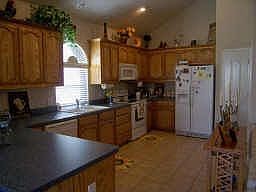 2nd image of 12928 Glenville Ct