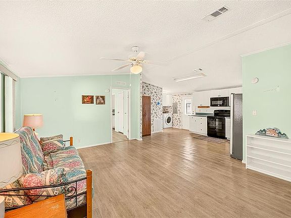 4th image of 980 7TH STREET NW #43