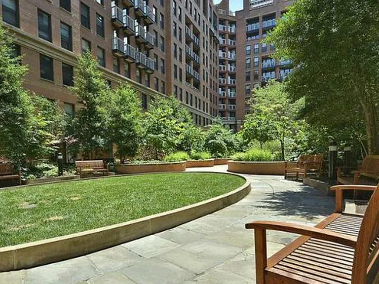 631 D St NW #1038 — Photo 25