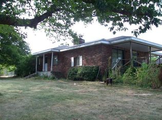 513 Montauk Rd, Crane, MO 65633