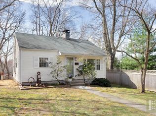 297 West Ave, Darien, CT 06820